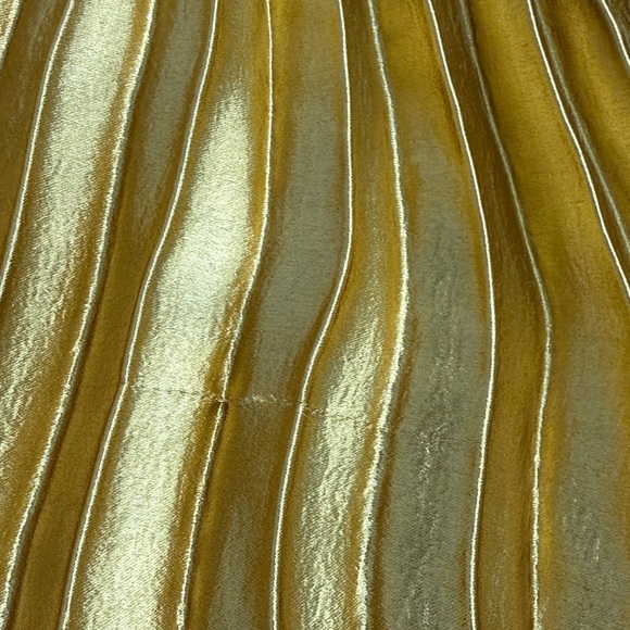 Lulus Pretty Pleats Gold Metallic Pleated Midi Skirt Size Small - Picture 13 of 13